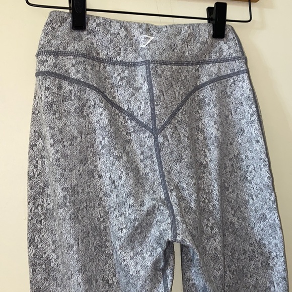 Gymshark Dry Fleur Texture Gray Leggings Size S - Picture 5 of 14